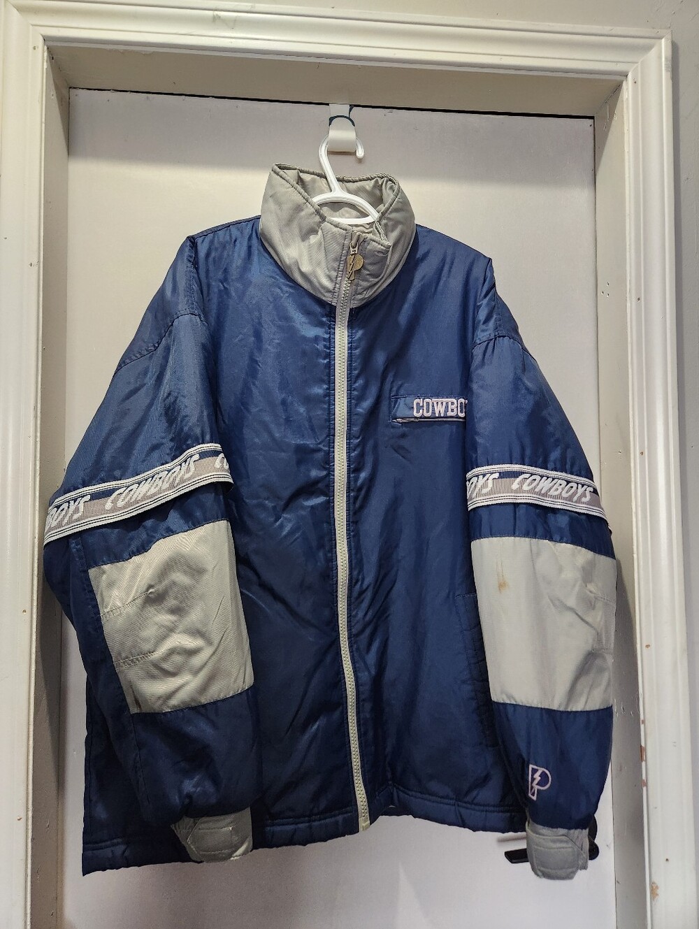 Vintage Pro Player Dallas Cowboys Jacket Size M Puffer Quilted Blue Warm Heavy